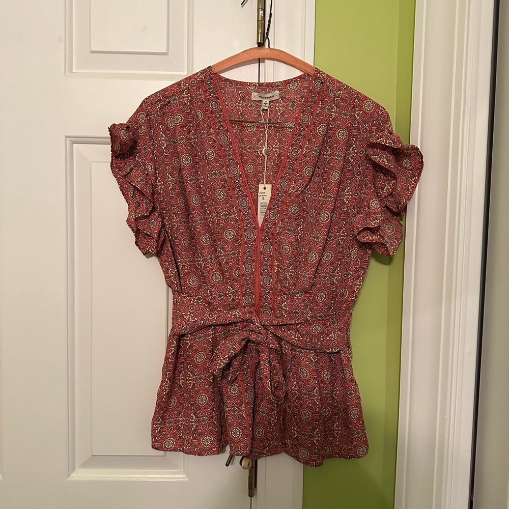 NWT Max Studio Flutter Sleeve Paisley Boho Top Size Small